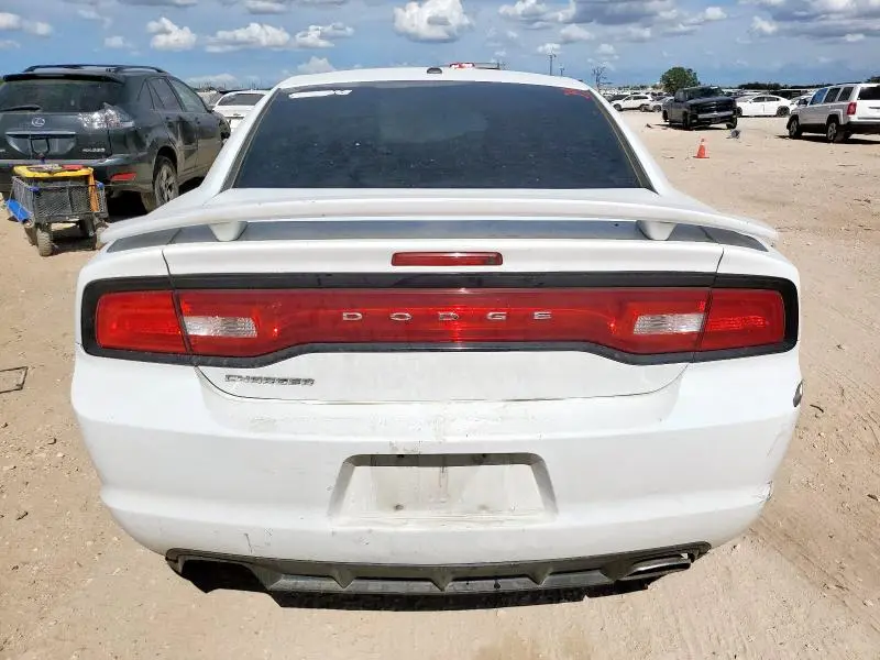 2013 DODGE CHARGER SE  
