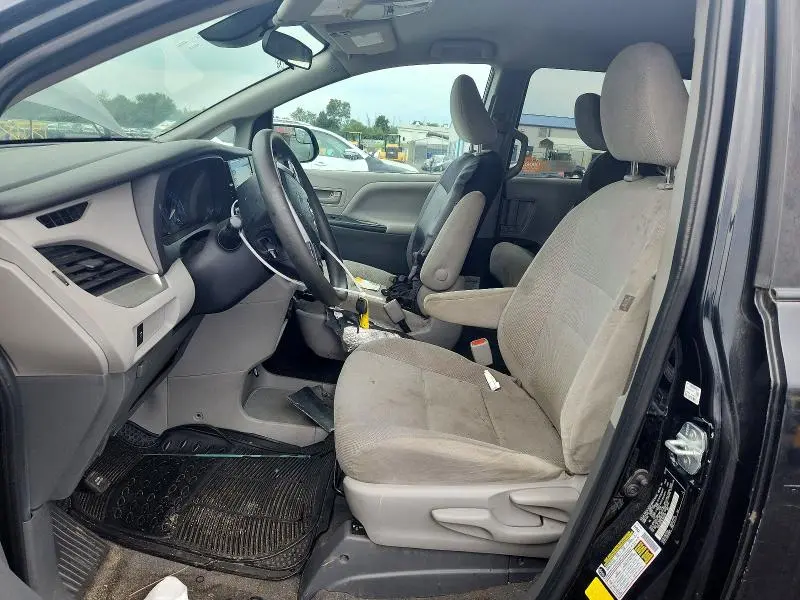 2020 TOYOTA SIENNA L  