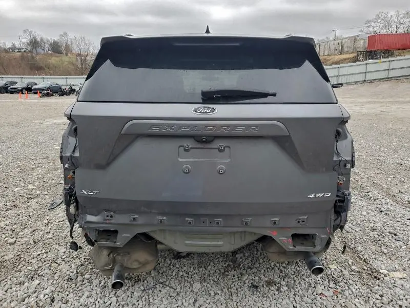 2021 FORD EXPLORER XLT  