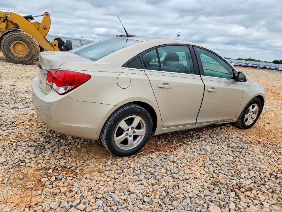 2011 CHEVROLET CRUZE LT  