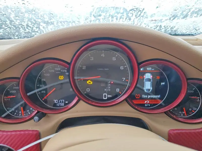 2013 PORSCHE PANAMERA 2  