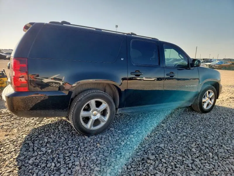 2011 CHEVROLET SUBURBAN C1500 LT  
