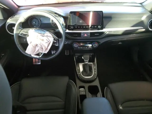 2024 KIA FORTE GT LINE  