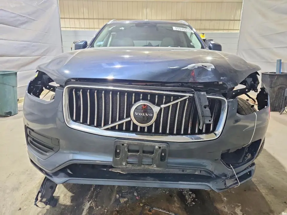 2020 VOLVO XC90 T5 MOMENTUM  