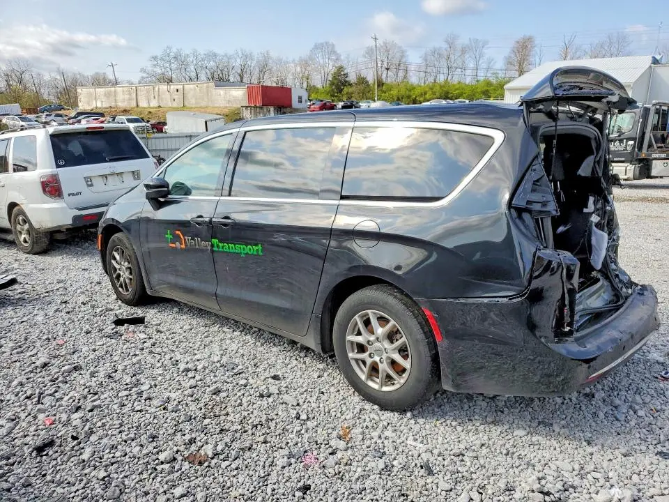 2023 CHRYSLER PACIFICA TOURING  