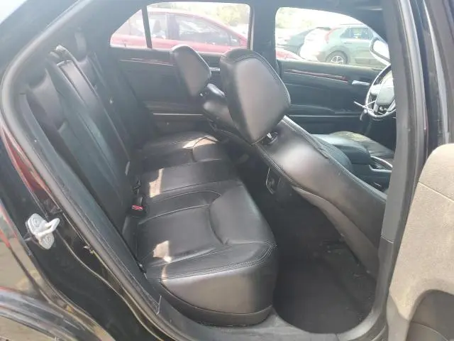 2012 CHRYSLER 300 LIMITED  