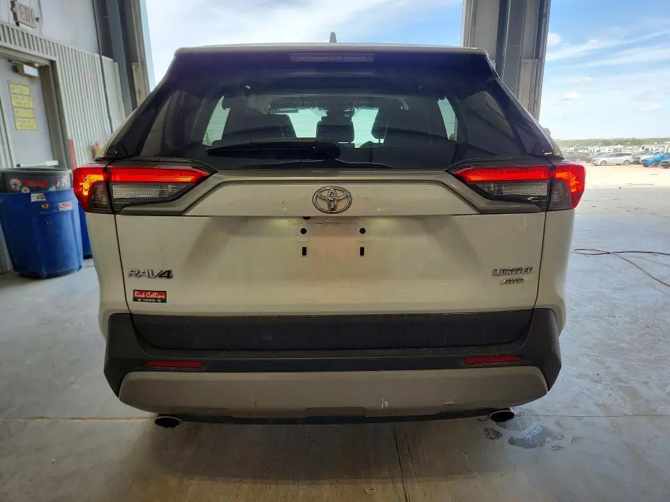 2025 TOYOTA RAV4 LIMITED  