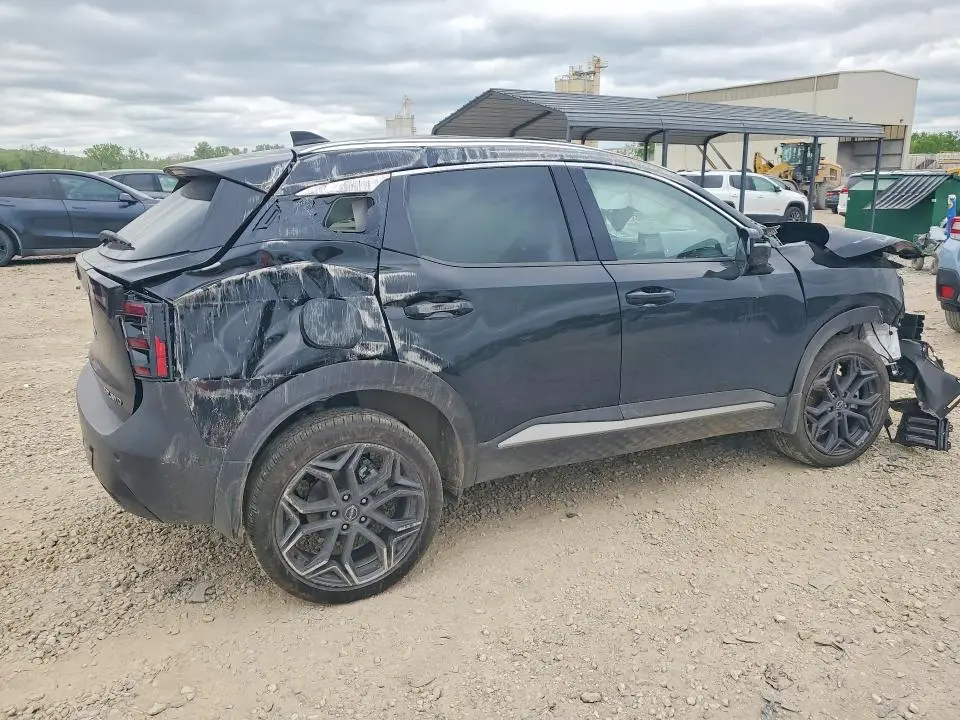 2025 NISSAN KICKS SR  