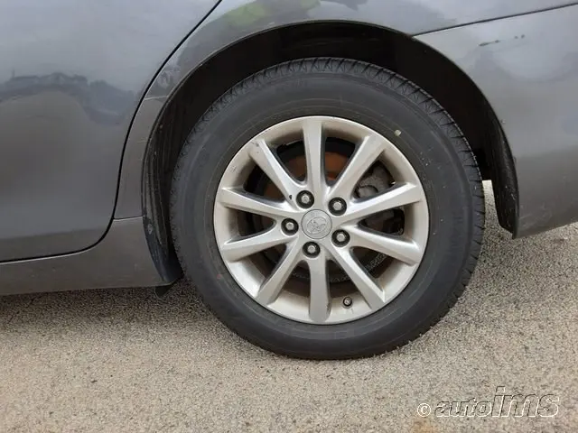 2011 TOYOTA CAMRY HYBRID 