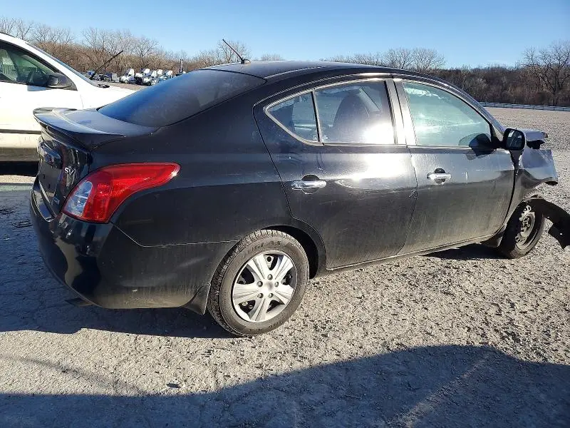 2013 NISSAN VERSA S  