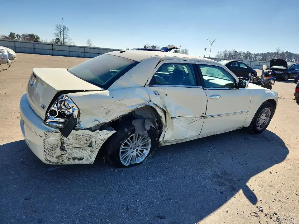 2010 CHRYSLER 300 TOURING  