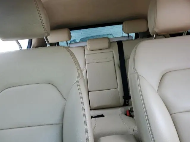 2020 MERCEDES-BENZ GLA 250  