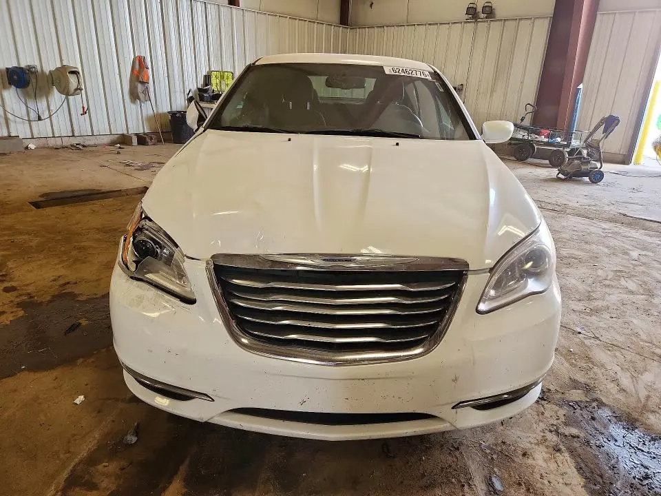 2014 CHRYSLER 200 LX  