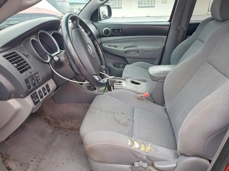 2011 TOYOTA TACOMA V6  