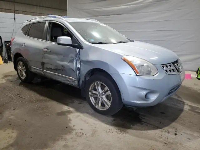 2013 NISSAN ROGUE S  