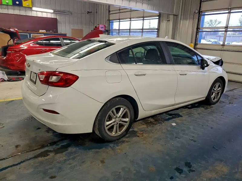 2016 CHEVROLET CRUZE LT  