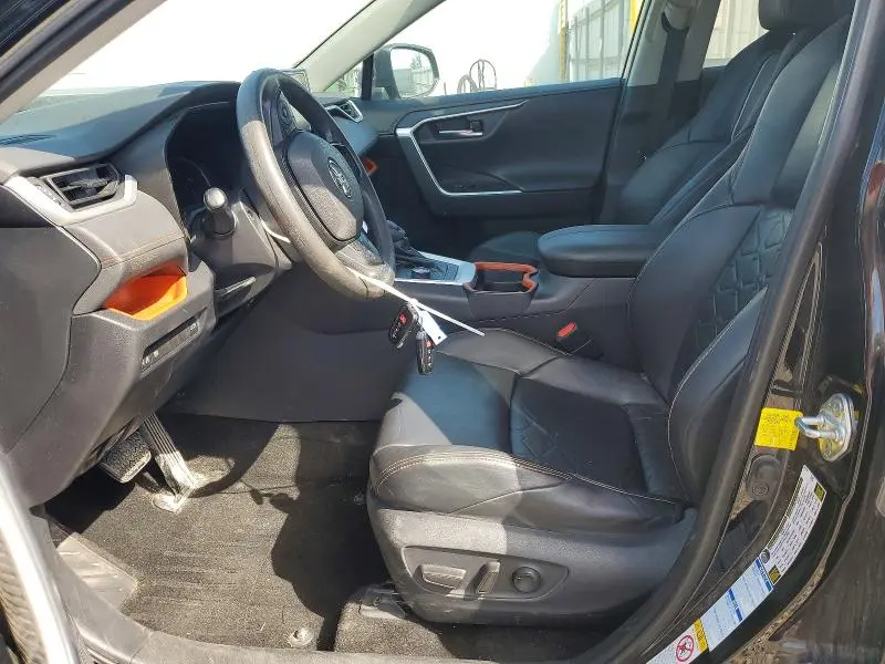 2019 TOYOTA RAV4 ADVENTURE  