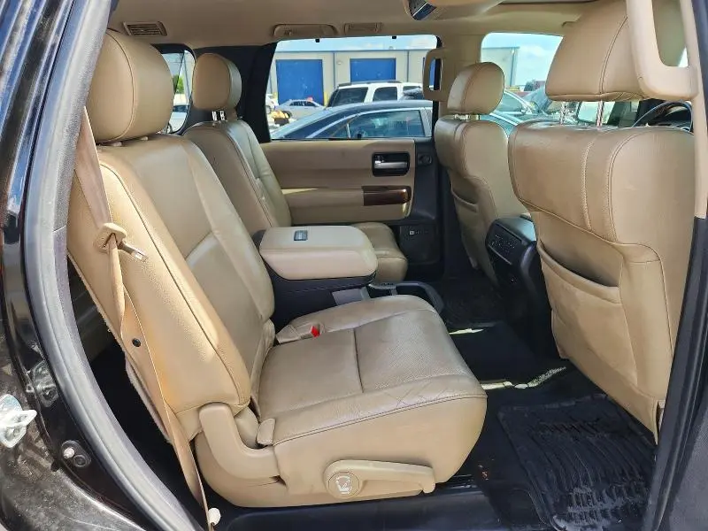 2015 TOYOTA SEQUOIA PLATINUM  