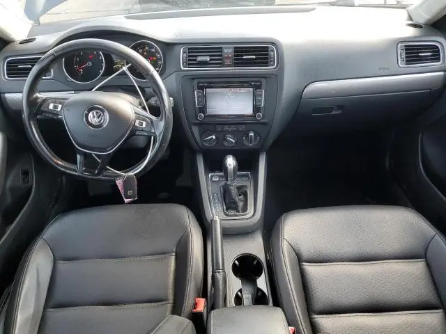 2015 VOLKSWAGEN JETTA SE  