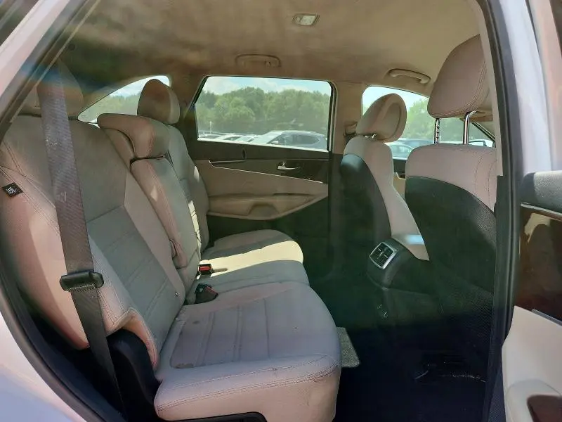 2016 KIA SORENTO LX V6  