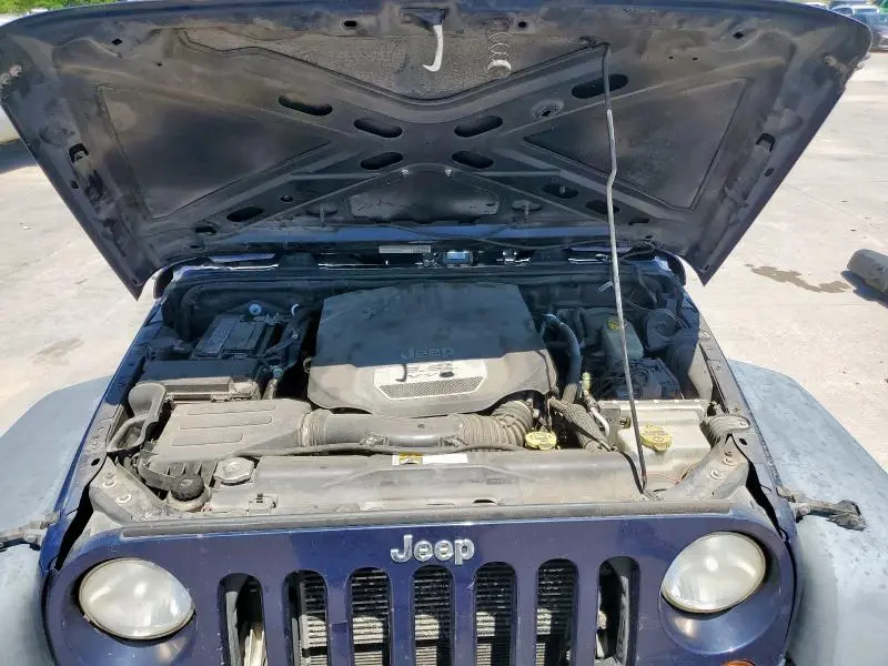 2013 JEEP WRANGLER UNLIMITED SPORT