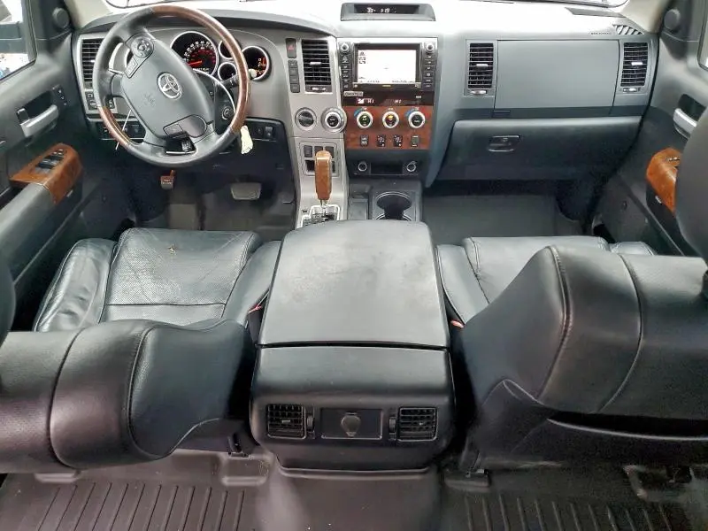 2013 TOYOTA TUNDRA CREWMAX LIMITED  