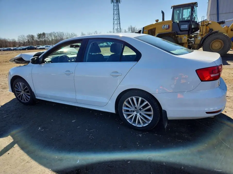 2015 VOLKSWAGEN JETTA SE  