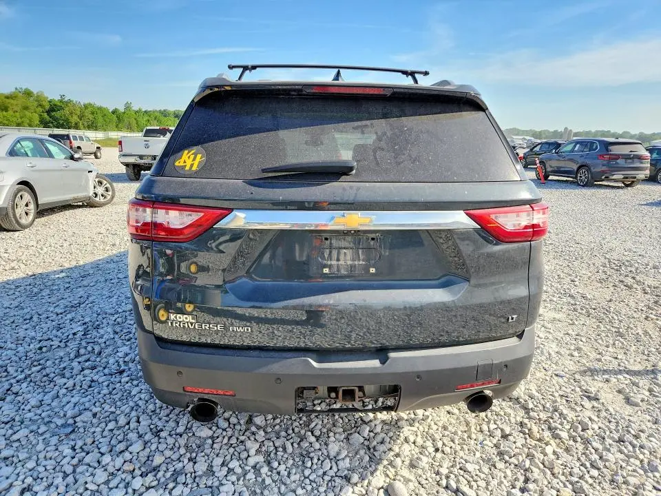 2018 CHEVROLET TRAVERSE LT  