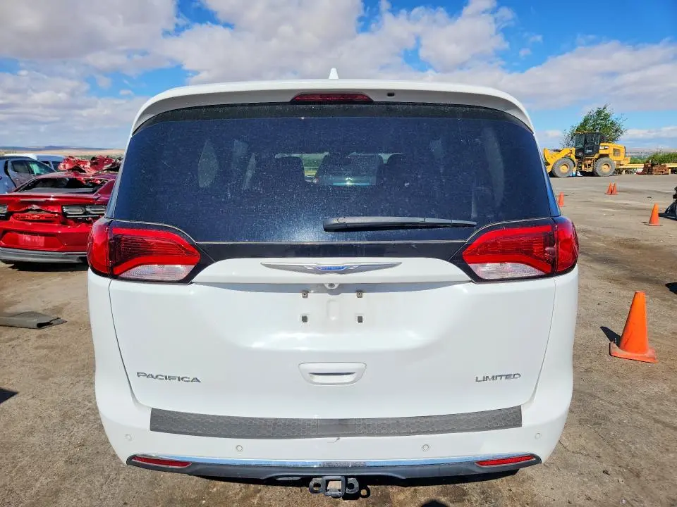 2018 CHRYSLER PACIFICA TOURING L PLUS  