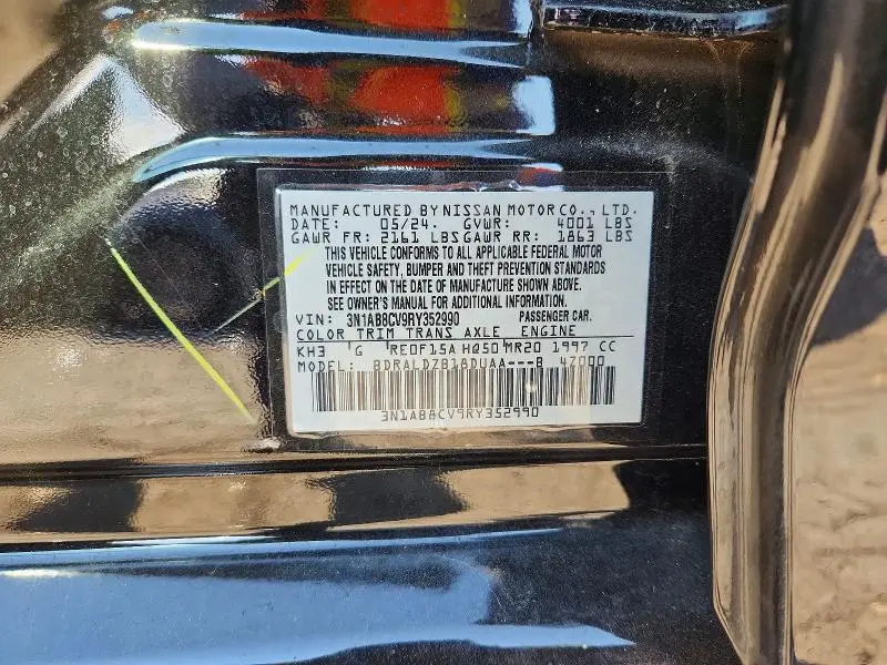 2024 NISSAN SENTRA SV  