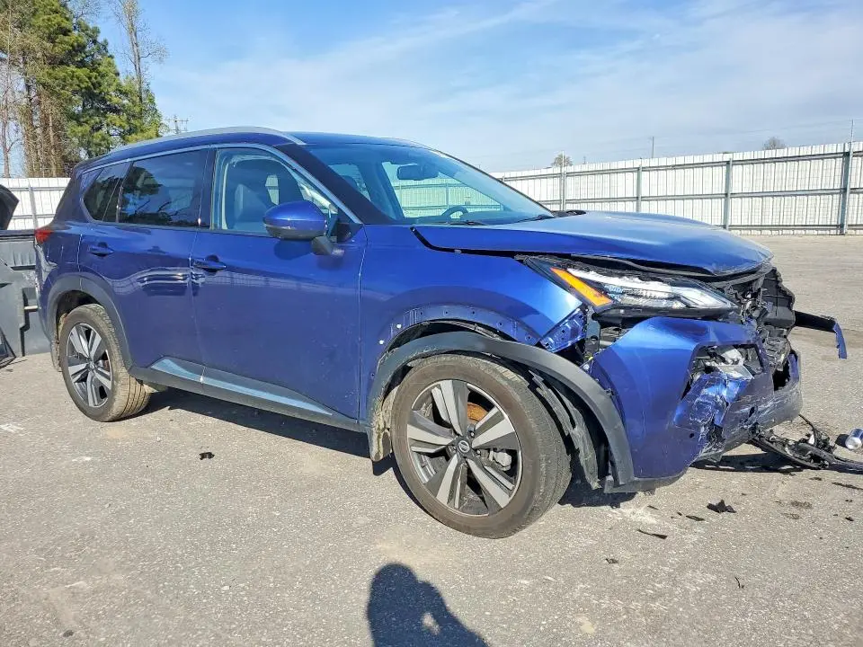 2021 NISSAN ROGUE SL  