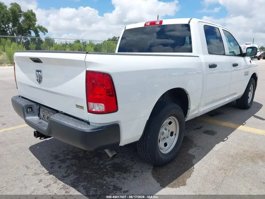 2018 RAM 1500 TRADESMAN  4X2 5'7 BOX