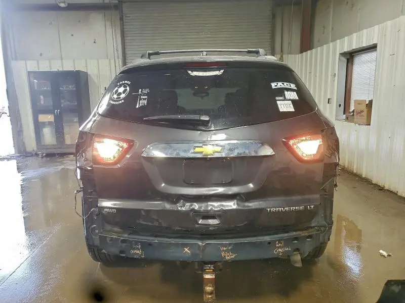 2015 CHEVROLET TRAVERSE LT  