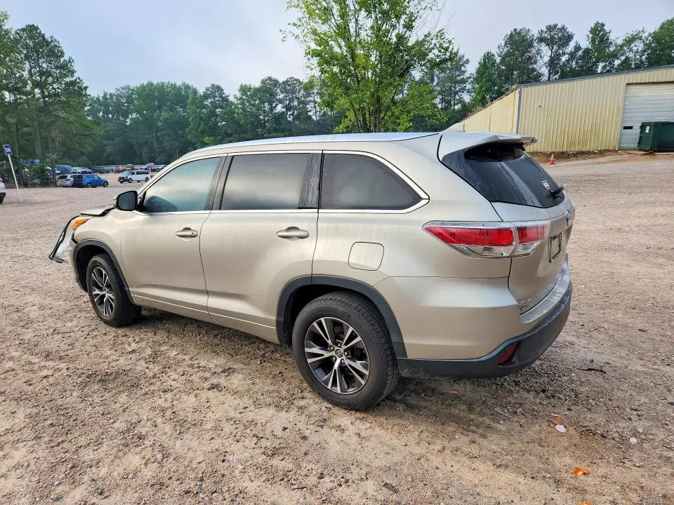 2016 TOYOTA HIGHLANDER XLE  