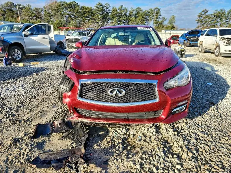 2015 INFINITI Q50 BASE  