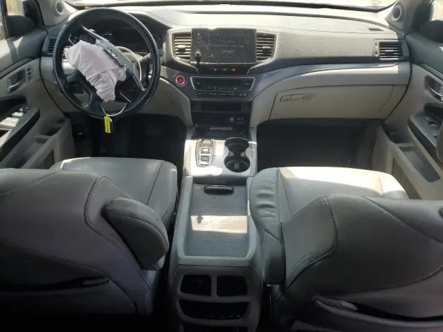 2021 HONDA PILOT SE  