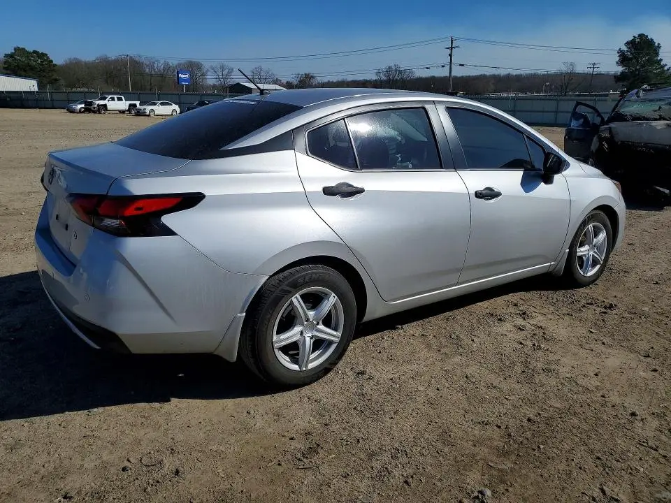 2025 NISSAN VERSA S  