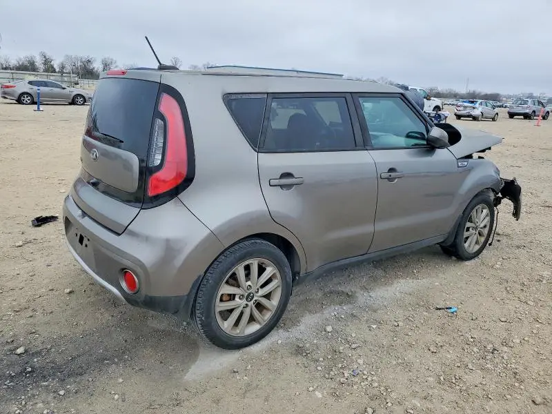 2017 KIA SOUL +  