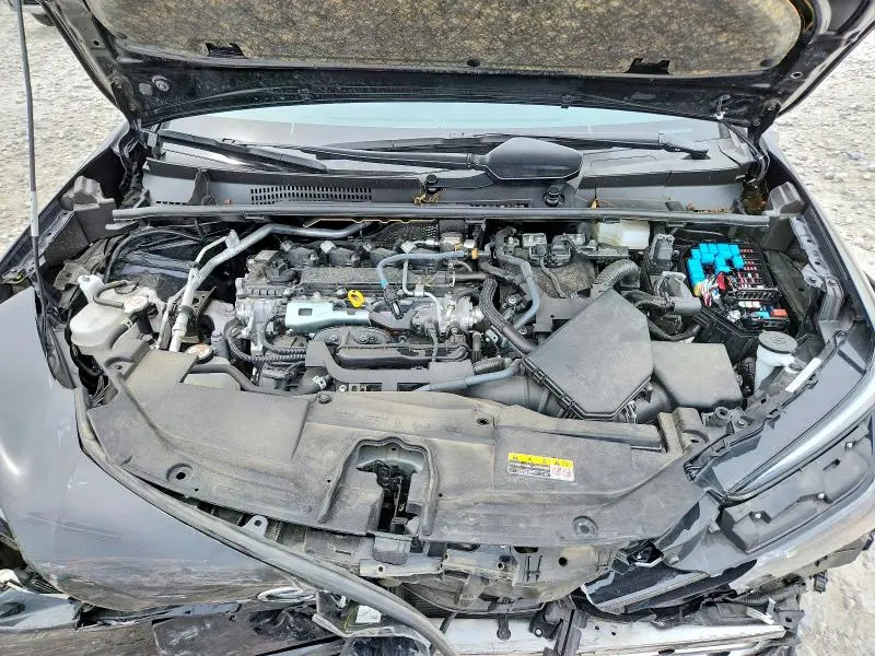 2024 TOYOTA PRIUS XLE  
