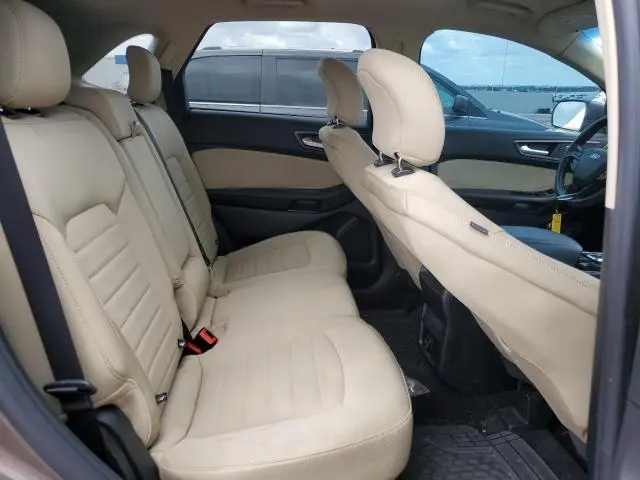 2019 FORD EDGE SE  