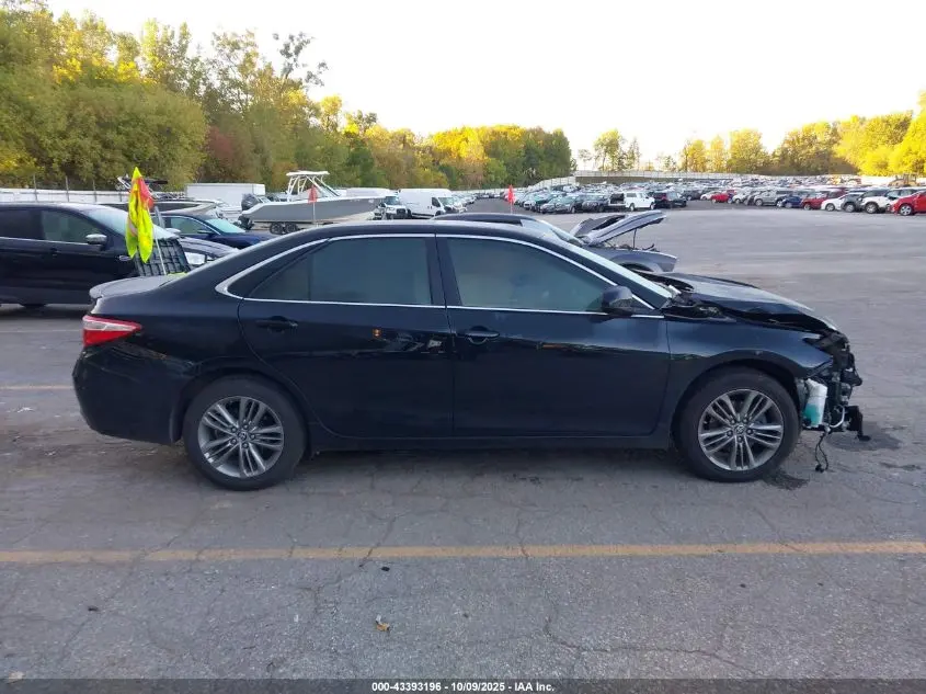 2016 TOYOTA CAMRY SE