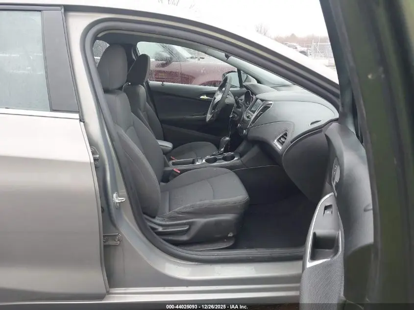 2019 CHEVROLET CRUZE LT