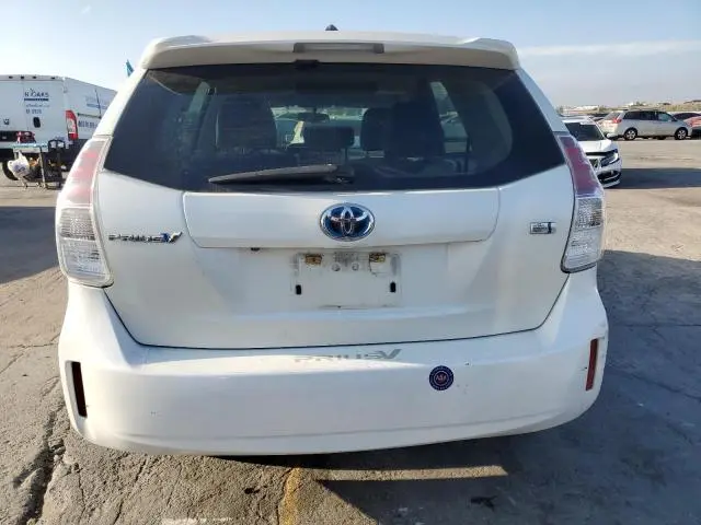 2016 TOYOTA PRIUS V   