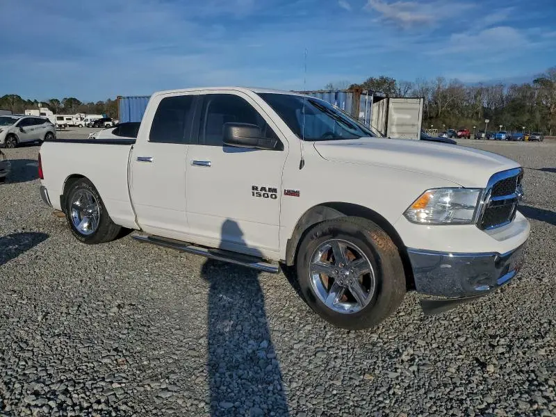 2014 RAM 1500 SLT  