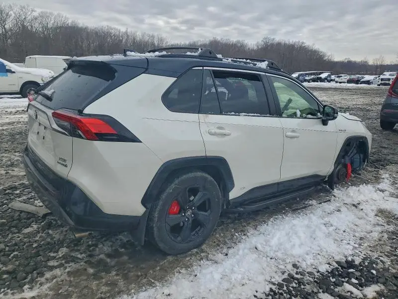 2020 TOYOTA RAV4 XSE  