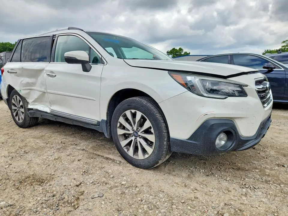 2019 SUBARU OUTBACK TOURING  