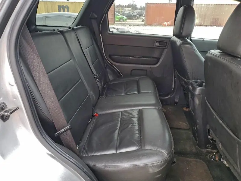 2011 FORD ESCAPE XLT  