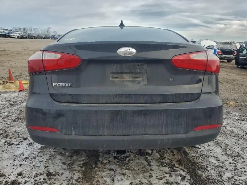 2015 KIA FORTE LX  