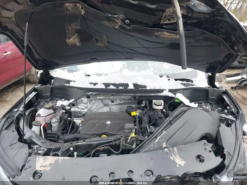 2025 CHEVROLET TRAX FWD LT