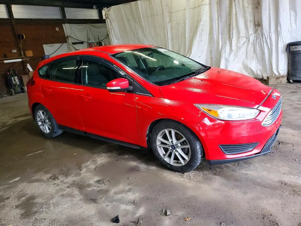 2017 FORD FOCUS SE  